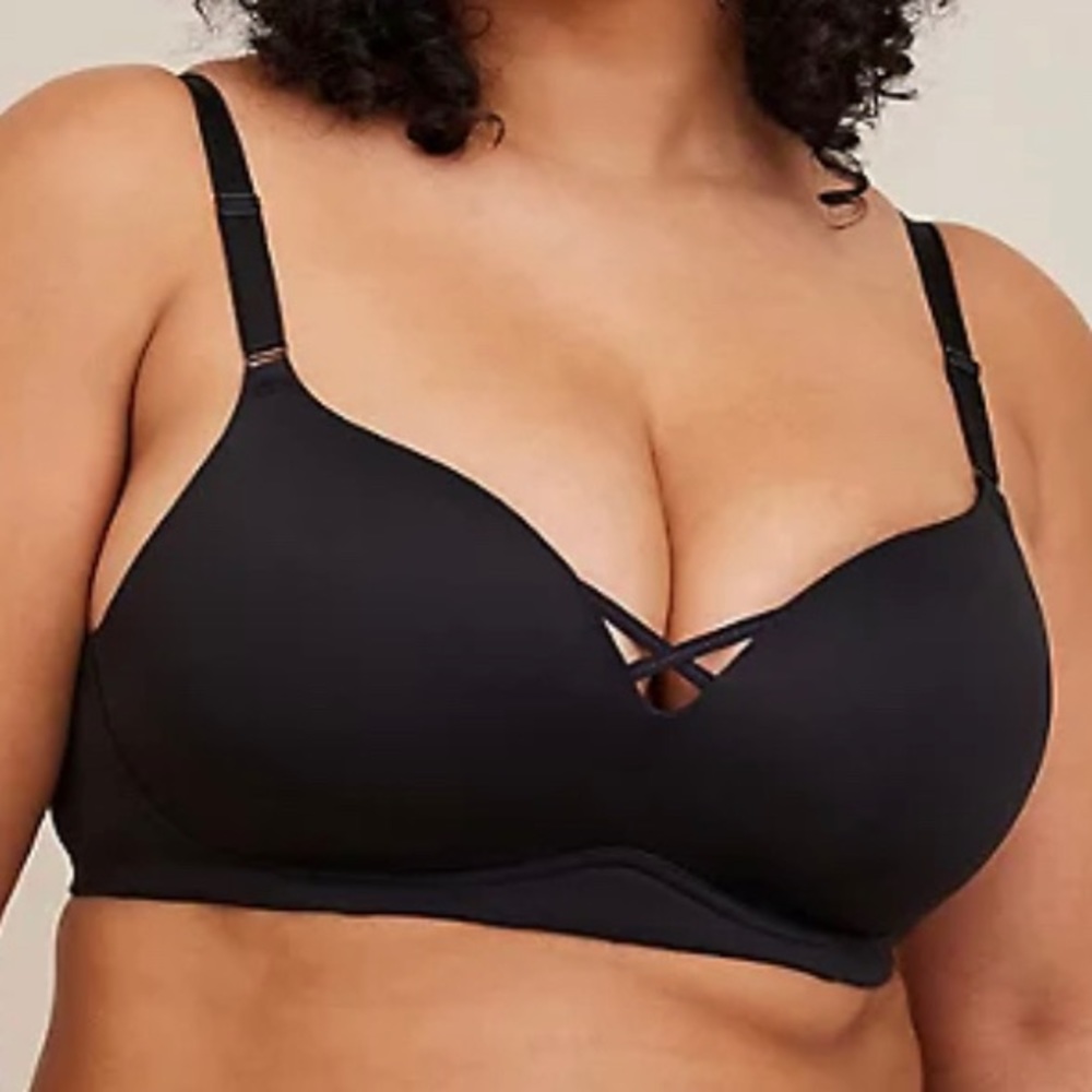 Black Wireless bra
